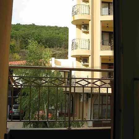 아파트 Grandview
