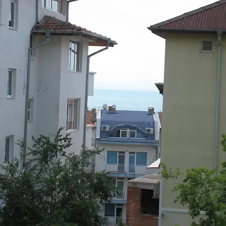 Grandview 아파트 *